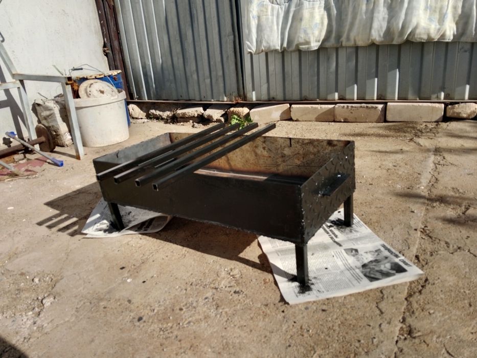 Мангал со сьемными ножками