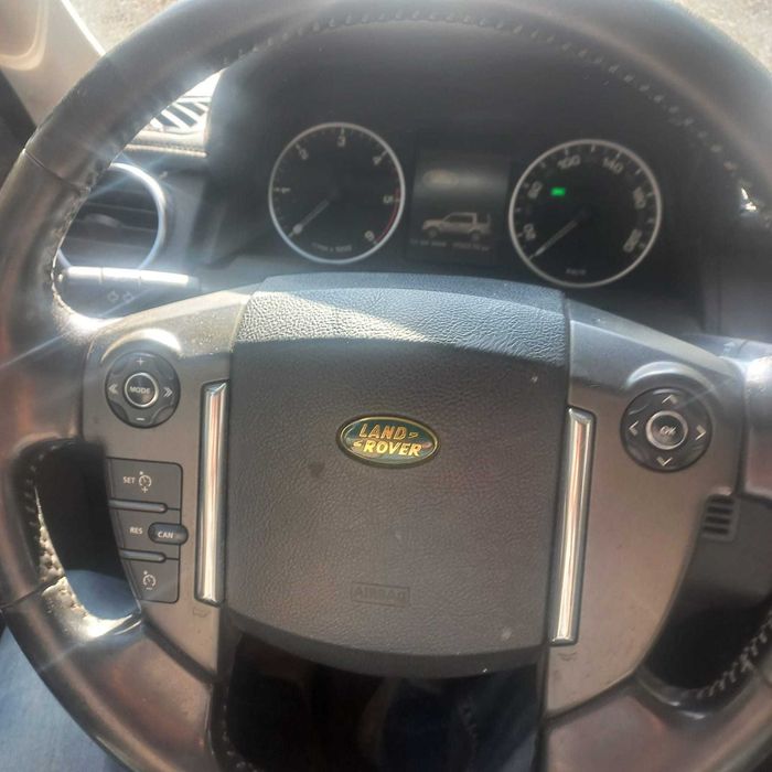 Land Rover Discovery 4
