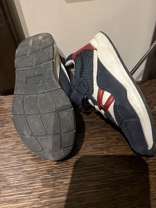 Маратонки 27 номер