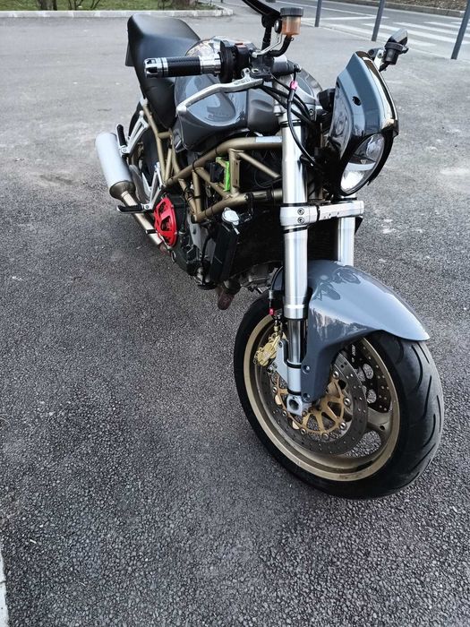 Vând Ducati ST2 urgent