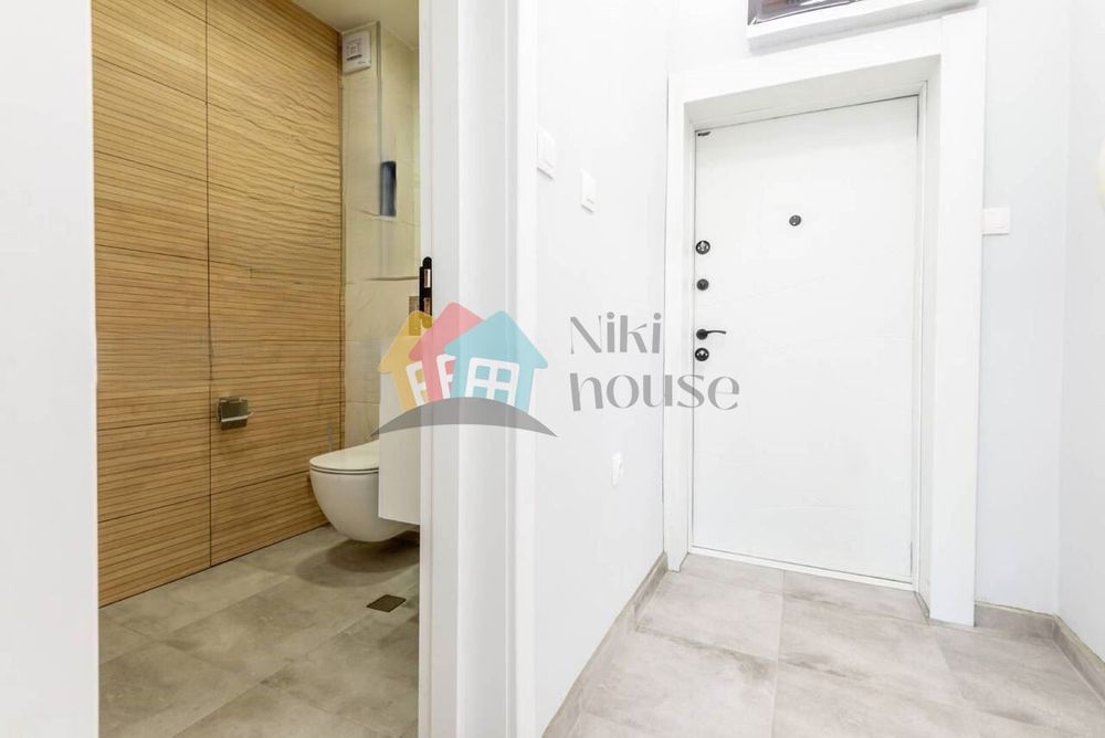 Продава се Тристаен апартамент в Варна, Спортна зала - 75 кв.м за 3454 €/кв.м - Снимка #5