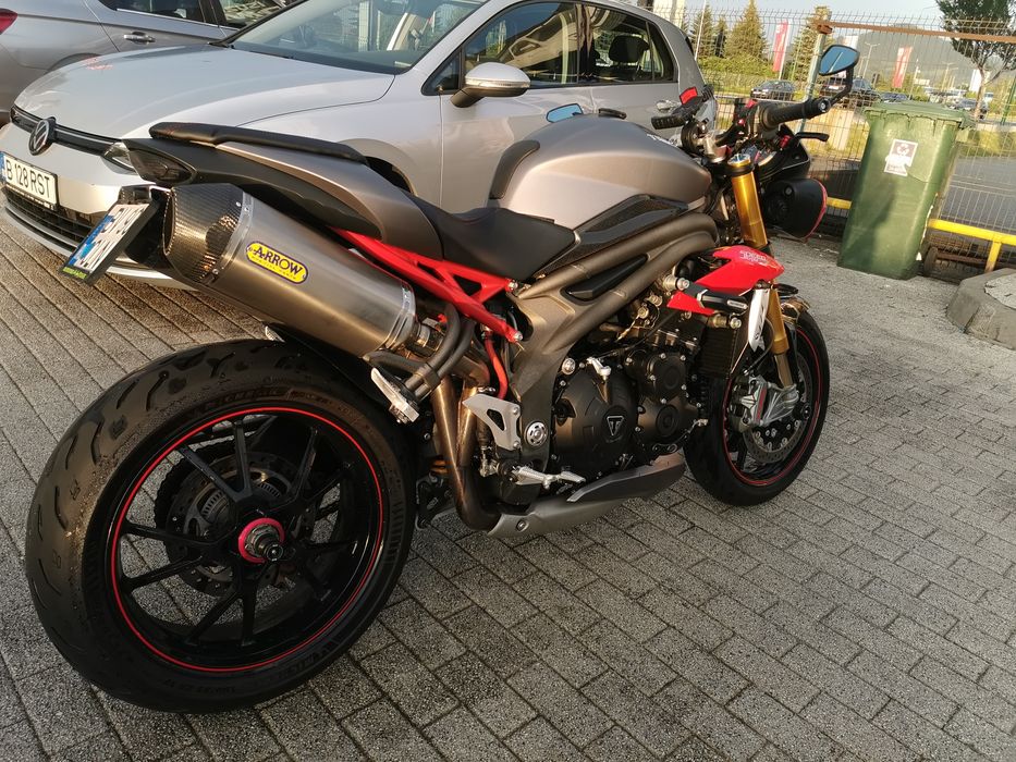 Triumph Speed Triple 1050 R 2016