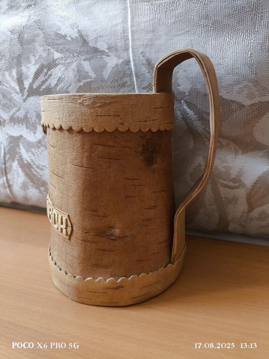 Берестяная кружка