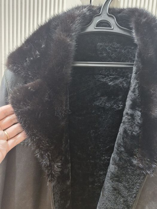 Продам кожаную дубленку