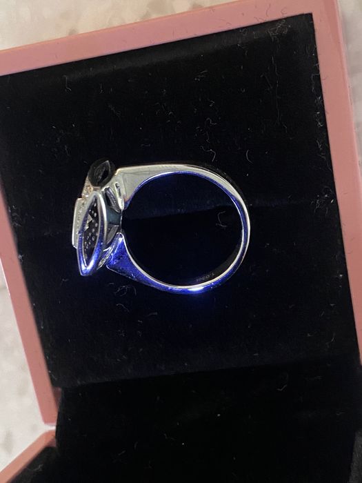 Золотое кольцо с бриллиантами