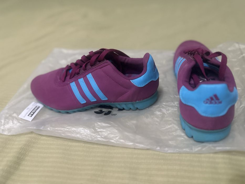 Продам кроссы адидас