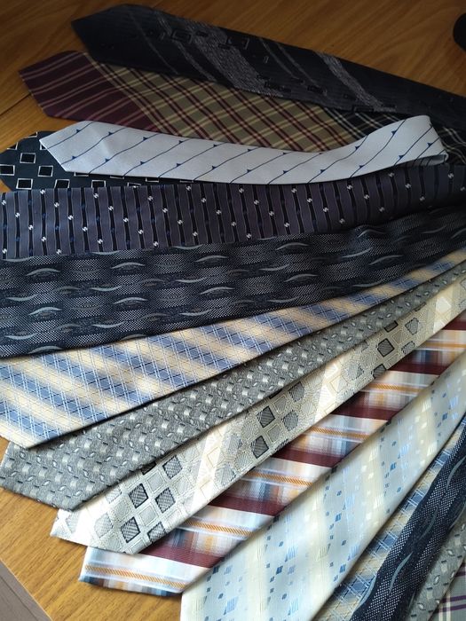 Галстуки мужские