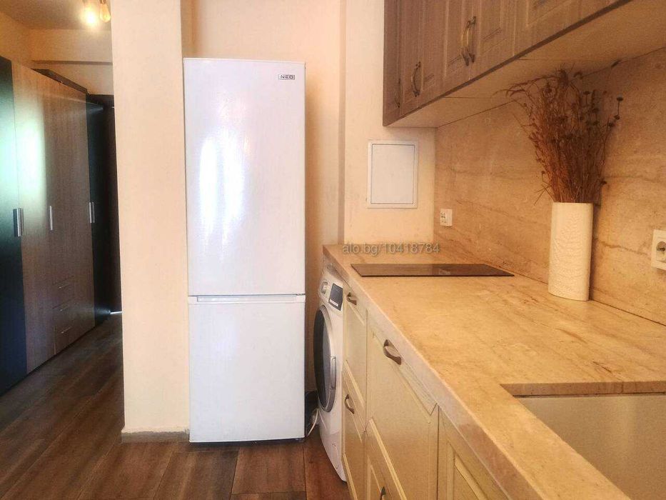 Дава се под наем Тристаен апартамент в Бургас, Сарафово - 101 кв.м за 647.19 € - Снимка #2