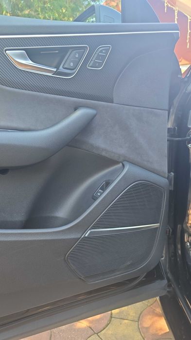 De vanzare Audi Q8