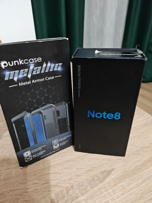 Vând Samsung Note 8