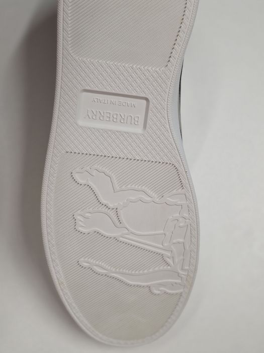 Burberry кроссовки (мужские)