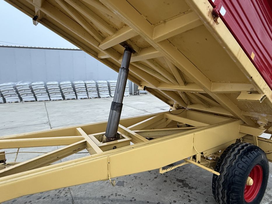 Remorca basculabila 3 parti