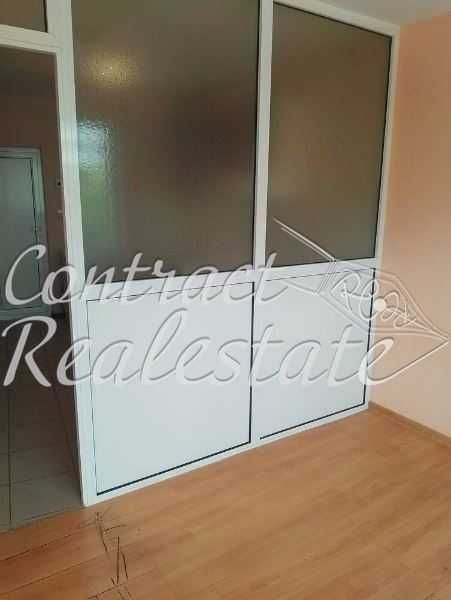 Дава се под наем Едностаен апартамент в Варна, Колхозен пазар - 30 кв.м за 178.5 € - Снимка #3