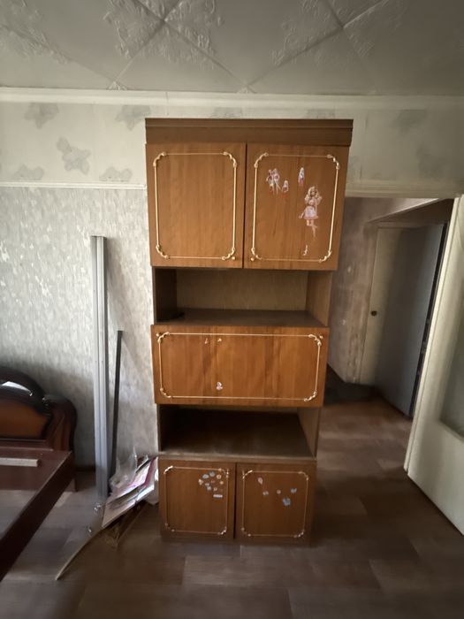 Отдам в хорошие руки стенку