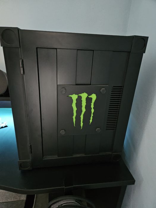 Mini Frigider Monster Energy