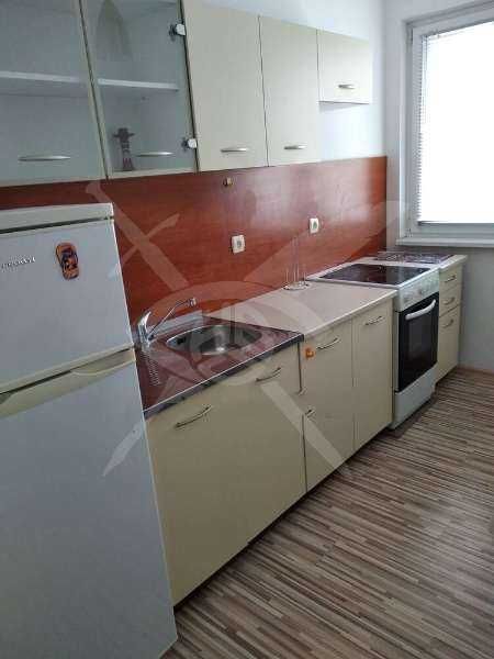Двустаен апартамент в Каменица 2