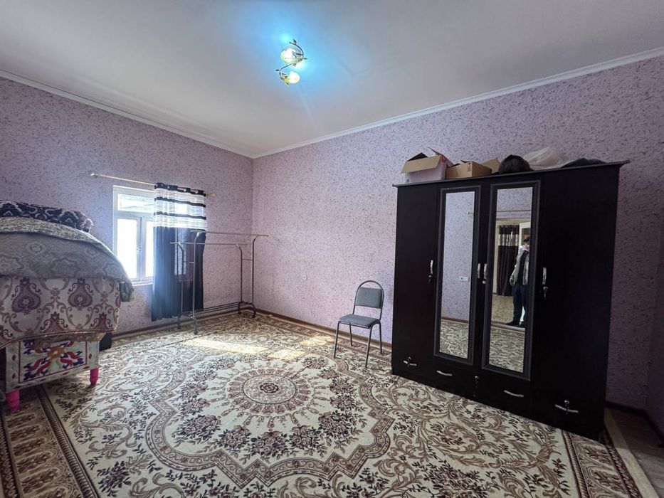 5 сотихли участка сотилади