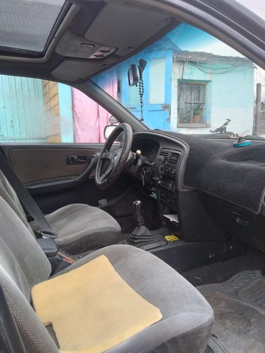 Продам срочно.Ниссан Примера Р10 хэтчбек.