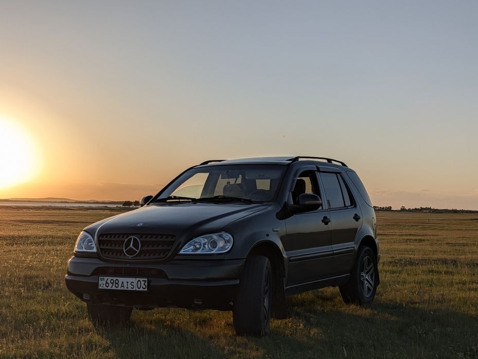 Продам дом , Mercedes ML в подарок