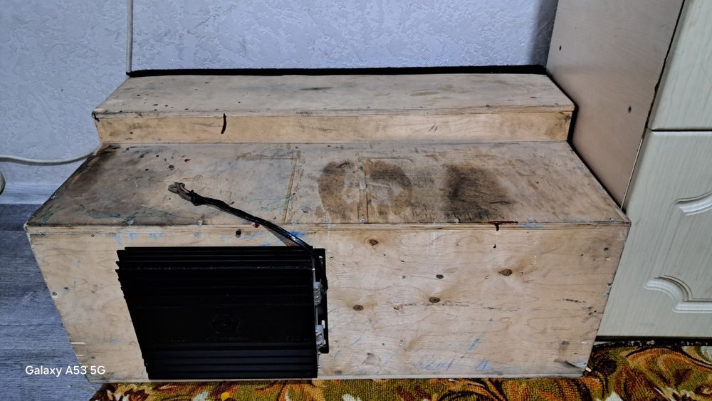 Продам сабвуфер мощный