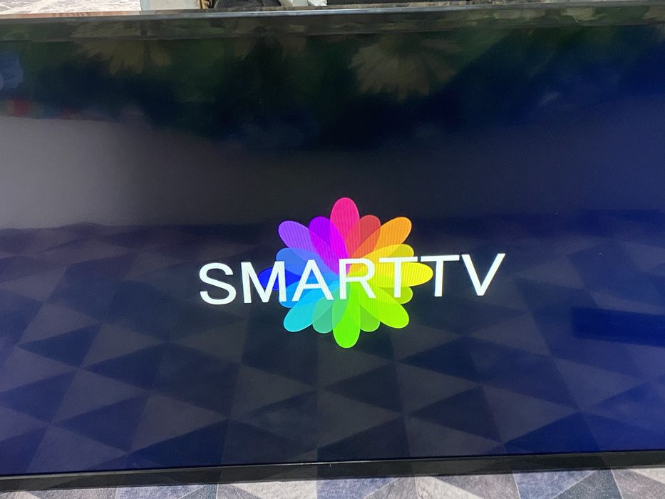 Продам телевизор Smart