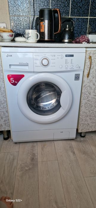 Продам стиральную машину