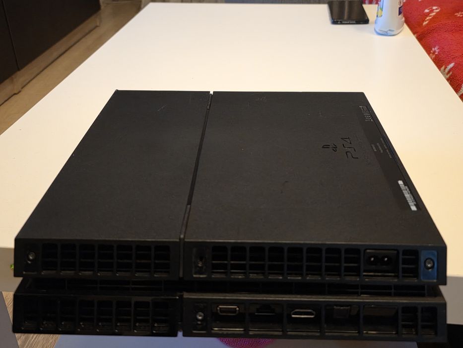 Playstation 4 FAT cu problema