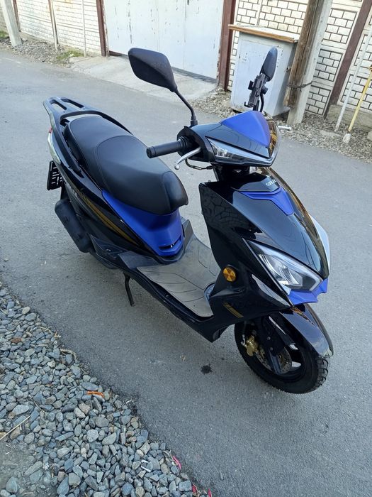 Продам скутер на учёте