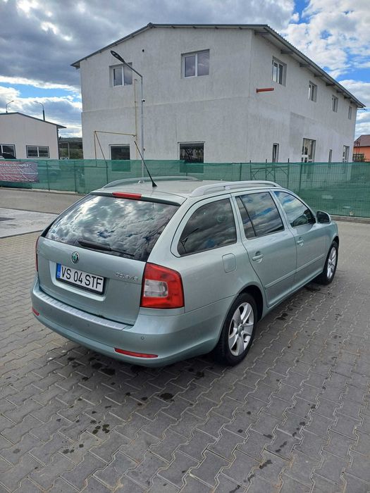 SKODA Octavia 2010 — imagine 5