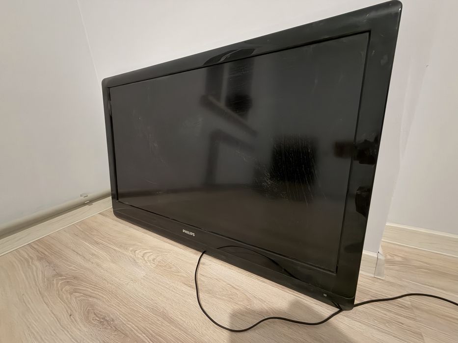 Продам телевизор Philips
