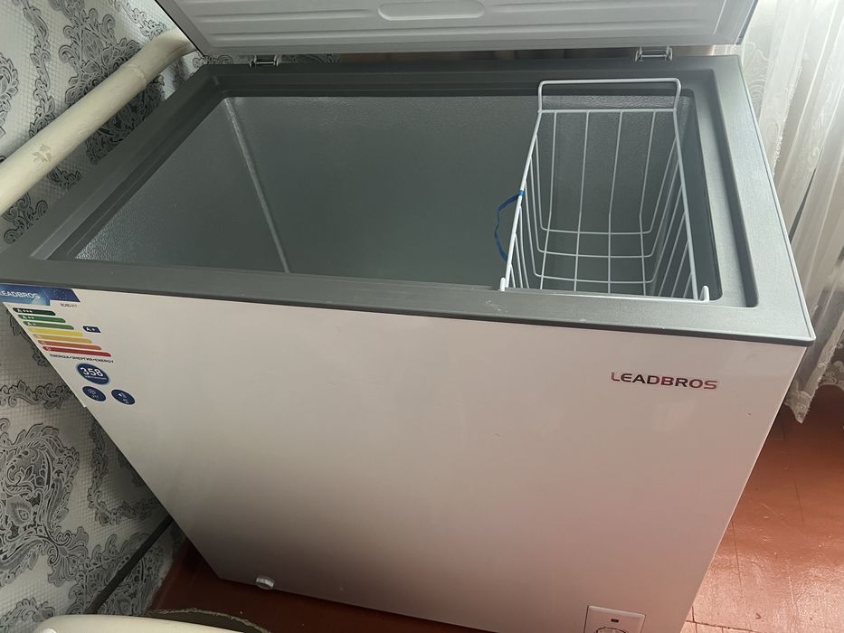 Морозильник  новый в отличном состоянии