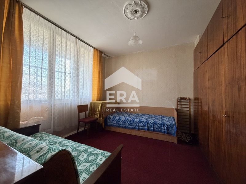 ЕКСКЛУЗИВНО! ЕРА Дръстър предлага за продажба двустаен тухлен апартаме