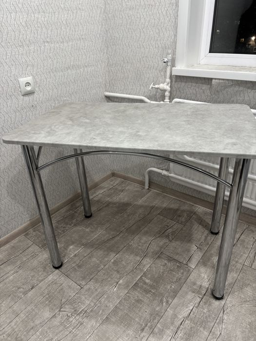 стол кухонный пластиковый