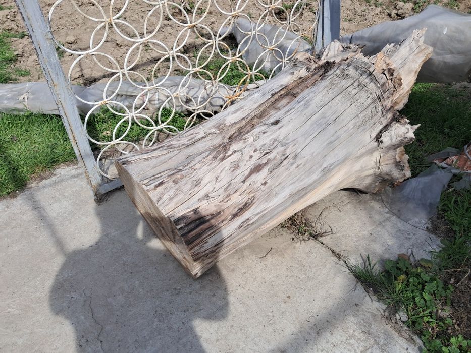 Дрова (доски, бревна)