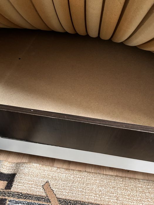 Vand mobila de dormitor in stare foarte buna