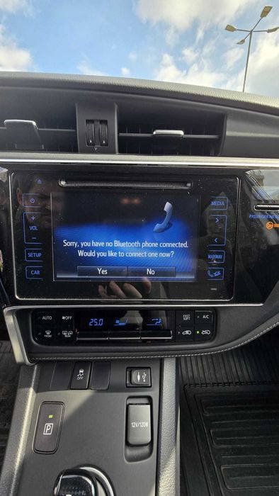 De vanzare Toyota Auris Hybrid