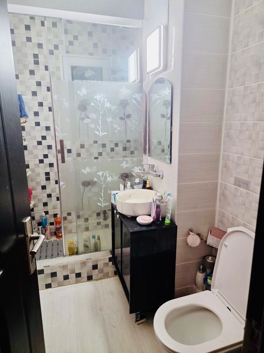 Inchiriez apartament 2 camere in zona Odobescu