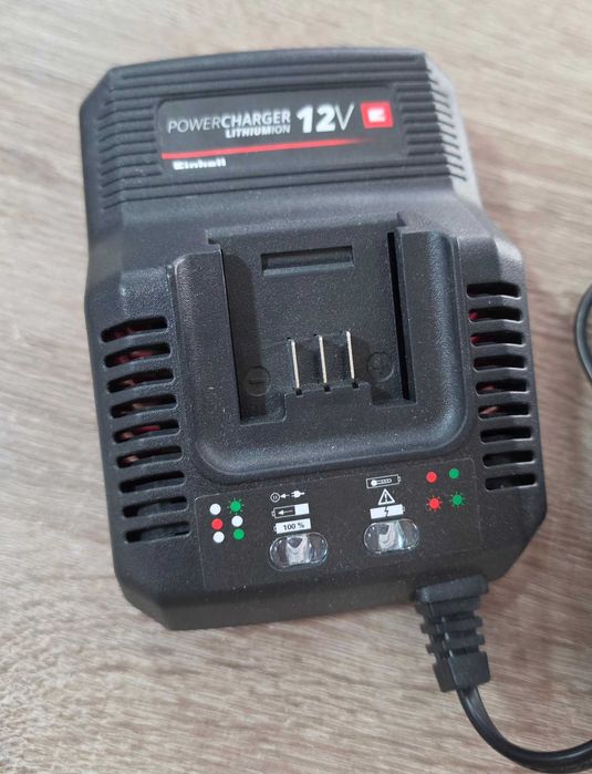 Акумулаторен винтоверт Einhell TE-CD 12/1 Li