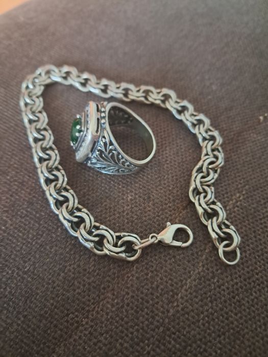 Продам браслет и печатку серебро