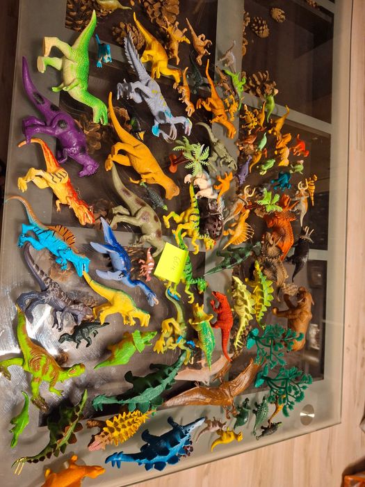 Детски играчки динозаври, животни и риби