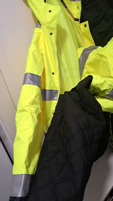 Ново зимно светлоотразително-3 части облекло -3XL STENSO