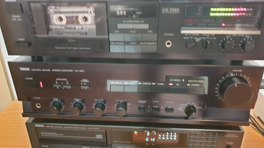 Linie audio Yamaha AX-500