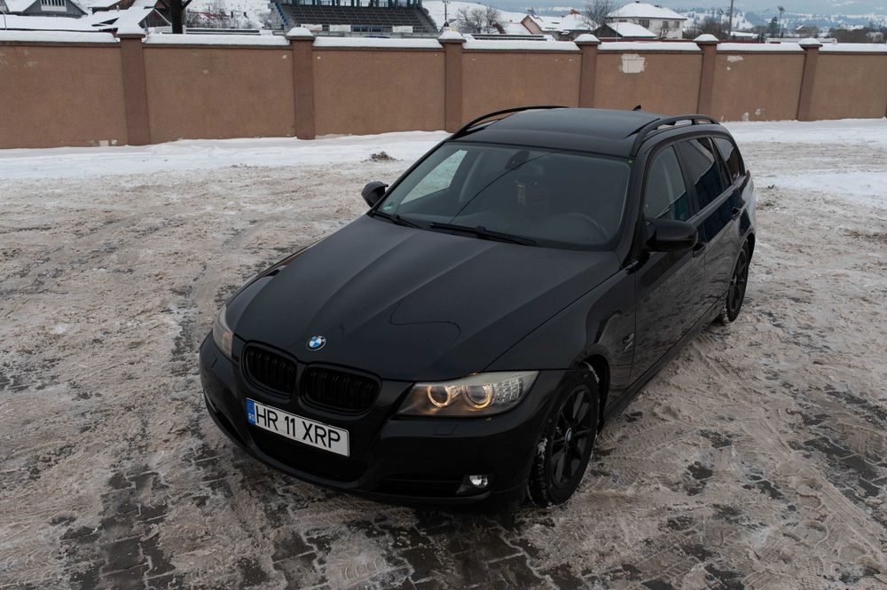BMW Seria 3 E91 LCI – 2009 | xDrive | Manual | Panoramic