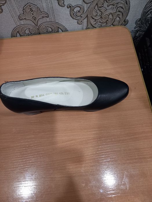 Туфли женские черные