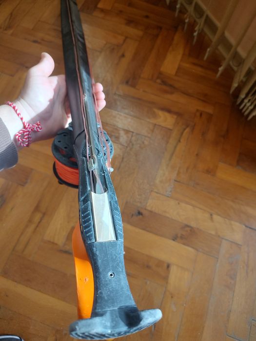 Продавам харпун APNEA AMAROK 85