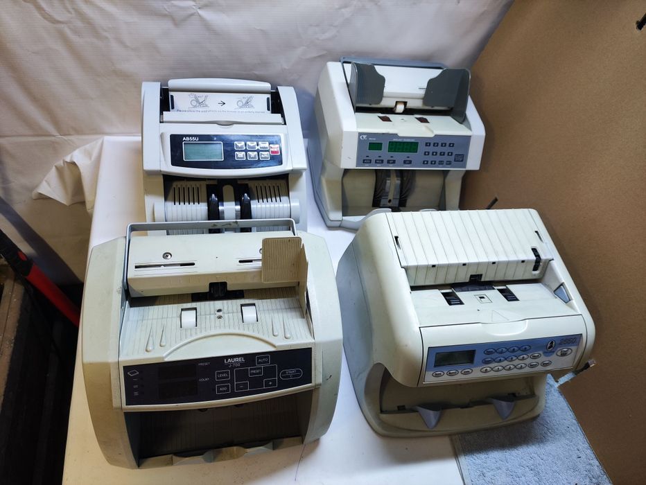 Счётная машинка для денег