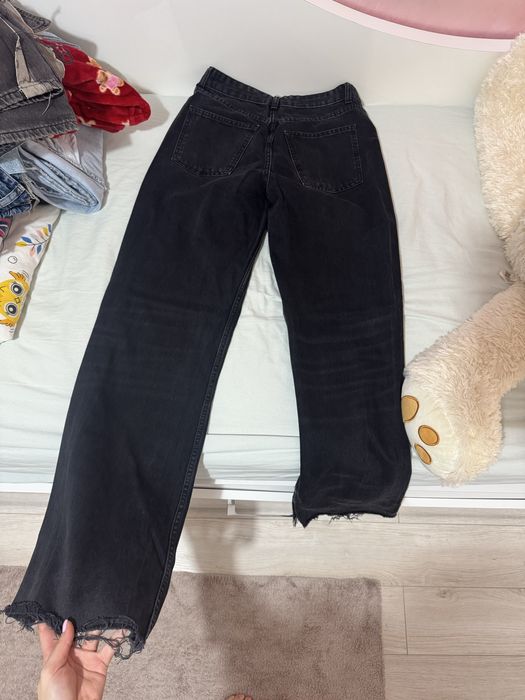 Черни дънки с широк крачол