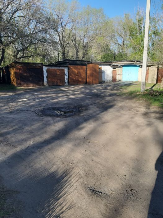 Гараж в Сортировке около ЖД