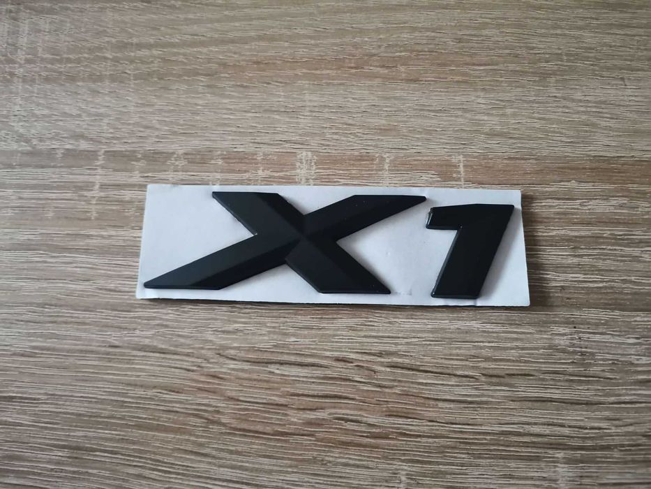 черна емблема за BMW X1