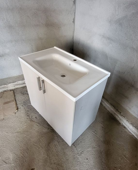 Раковина с тумбой